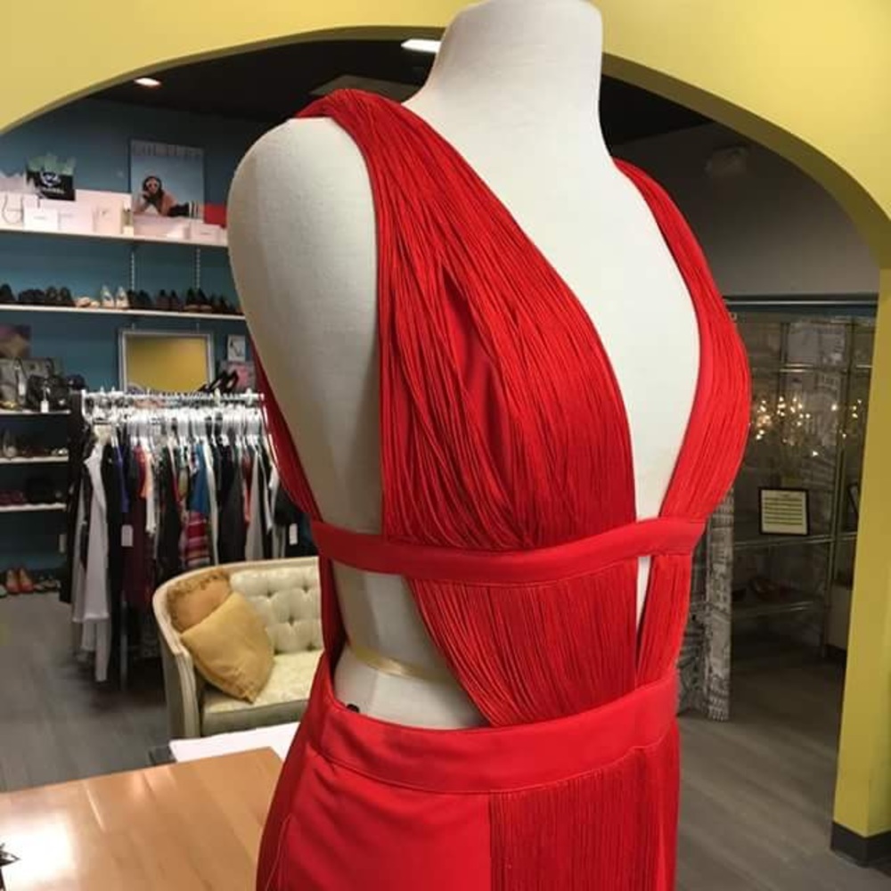 ⬇️ Red Hot bebe dress NWT
